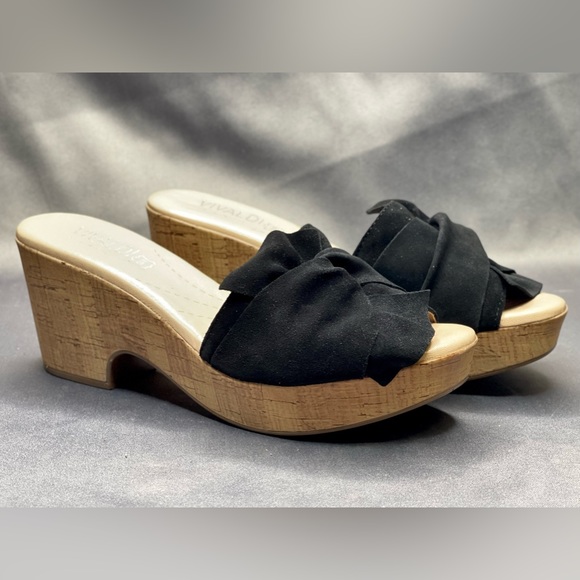 VINTAGE! BRAND NEW IN BOX! GENUINE! VIVALDI PARIS LEATHER WEDGE SANDALS - Picture 3 of 8